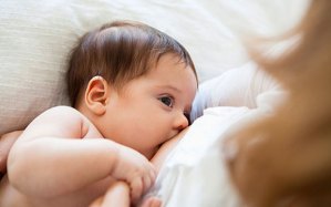 baby breastfeeding